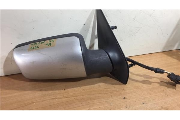 Recambio de retrovisor electrico derecho para seat toledo (1l) 1.9 se referencia OEM IAM 1L0857508  