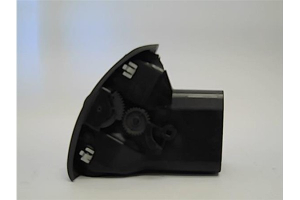 Recambio de conducto ventilacion izquierdo para peugeot boxer furgón (230l) 2.8 hdi referencia OEM IAM 8212QF  