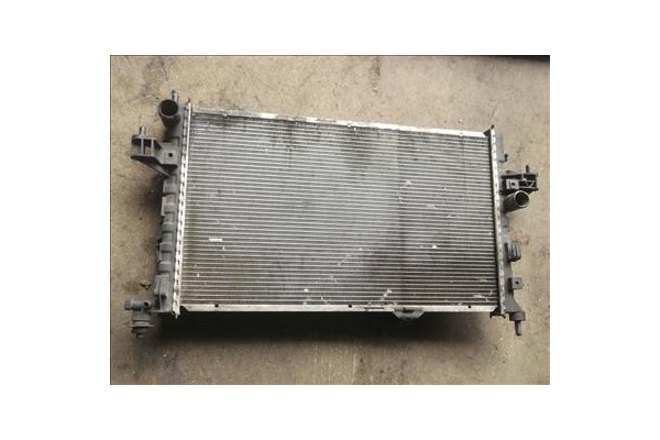 Recambio de radiador para opel combo (corsa c) 1.3 cdti 16v referencia OEM IAM    Recambio de radiador para opel combo (corsa c) 1.3 cdti 16v referencia OEM IAM
