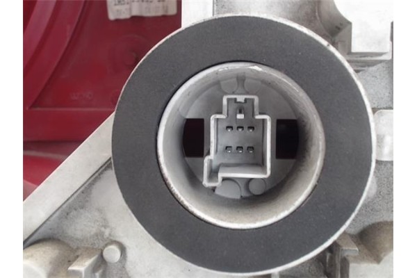 Recambio de piloto trasero izquierdo para ford focus berlina (cak) referencia OEM IAM 1M5113405BB  