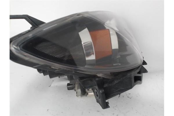 Recambio de faro delantero dcho para mazda 3 sedán (bk) 1.6 di turbo referencia OEM IAM BN8W51031B W3T15671 CENTRALITA 