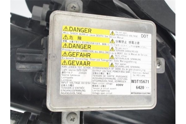 Recambio de faro delantero dcho para mazda 3 sedán (bk) 1.6 di turbo referencia OEM IAM BN8W51031B W3T15671 CENTRALITA 