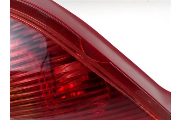 Recambio de piloto trasero izquierdo para peugeot 307 (3a/3c) fase 1 sin definir referencia OEM IAM 6350P3 89025499 