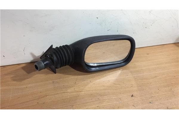 Recambio de retrovisor derecho para seat malaga 1.5 l referencia OEM IAM E336753  