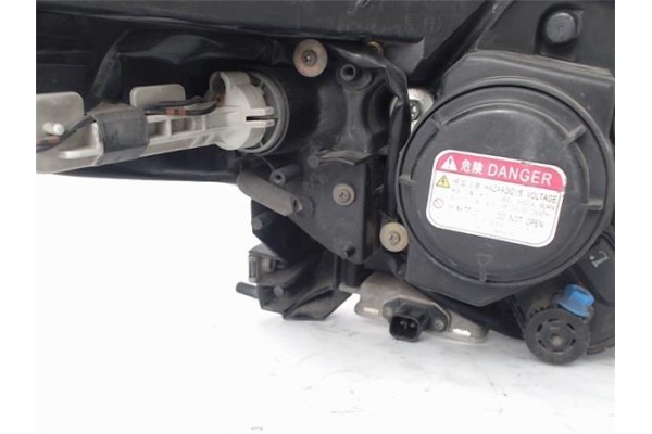 Recambio de faro delantero izquierdo para mazda 5 berlina (cr) 2.0 cd referencia OEM IAM CC2951041D  