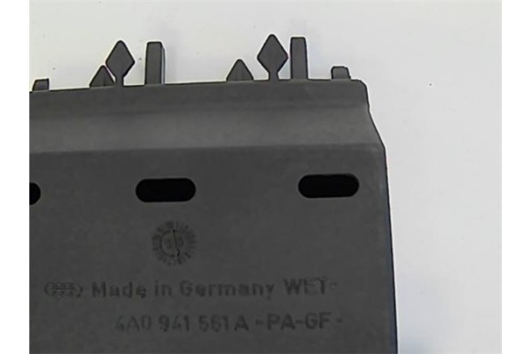 Recambio de conjunto interruptores para audi a6 berlina (c4) 2.6 referencia OEM IAM 4A0941561A  