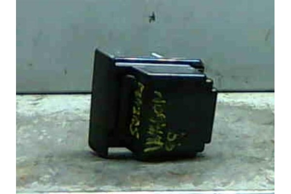 Recambio de cenicero para suzuki wagon r + (sr/em) 1.2 gl referencia OEM IAM 8981080G015PK  