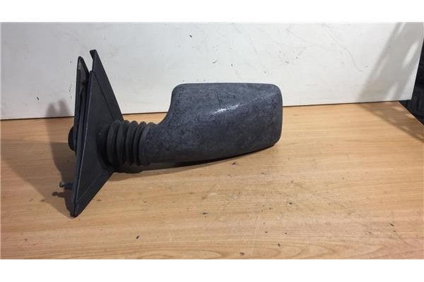 Recambio de retrovisor izquierdo para seat ibiza 1.2 clx referencia OEM IAM E201641  