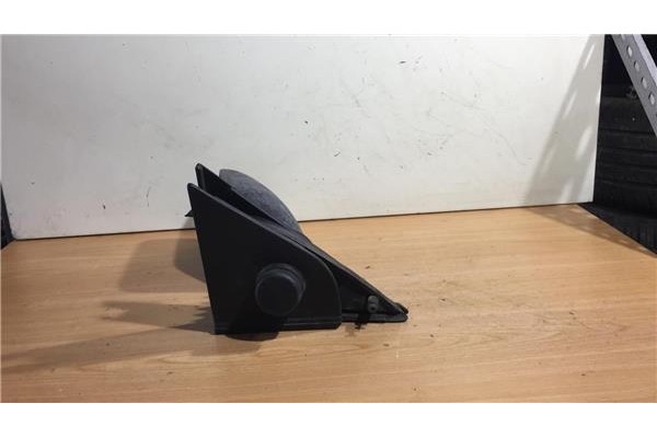 Recambio de retrovisor izquierdo para seat ibiza 1.2 clx referencia OEM IAM E201641  