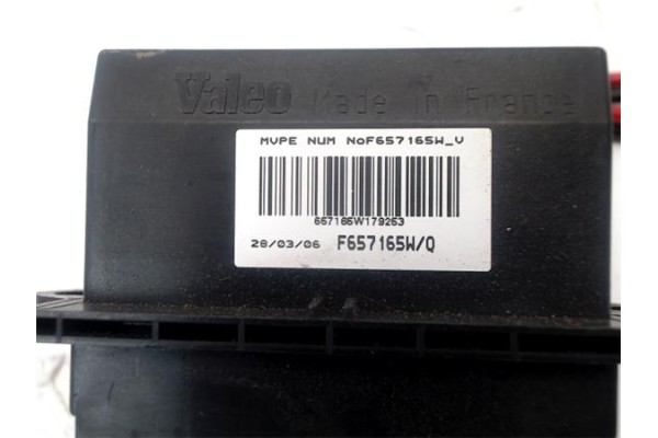 Recambio de resistencia calefaccion para renault scenic ii (jm) 1.5 dci (jm1e) referencia OEM IAM 7701207718 657165W179253 