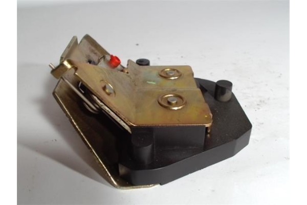 Recambio de cerradura puerta corredera derecha para citroen berlingo 2.0 hdi magic combi referencia OEM IAM   