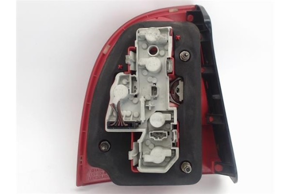 Recambio de piloto trasero derecho para volkswagen passat berlina (3b3) 1.9 tdi referencia OEM IAM 3B5945096AE 2202118 3B0953041