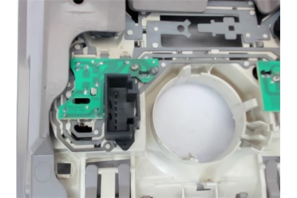 Recambio de luz delantero central techo para volkswagen passat berlina (3c2) 2.0 tdi referencia OEM IAM 3C0867489C  