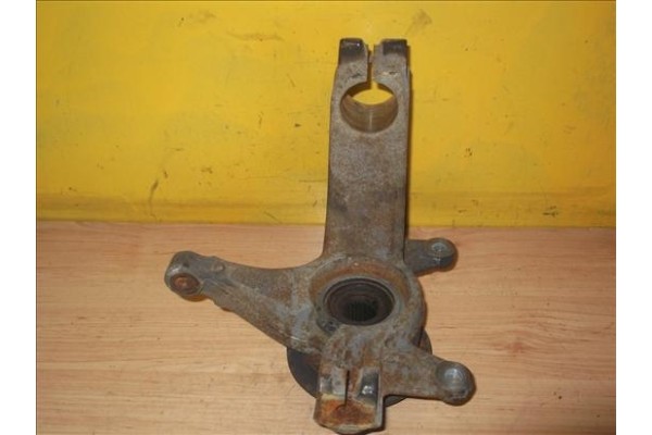 Recambio de mangueta delantero izquierda para renault megane ii coupé-cabriolet (em0/1_) 1.9 dci referencia OEM IAM 8200297028  