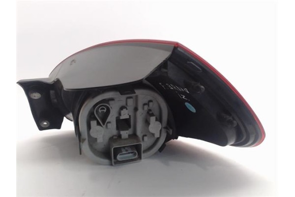 Recambio de piloto trasero izquierdo para fiat ii bravo (198) referencia OEM IAM 51757544 D084 51934335 , FIAT