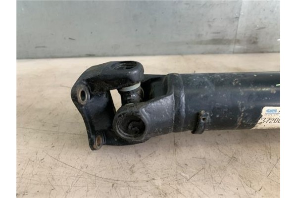 Recambio de cardan delantero para nissan terrano ii (r20) 2.7 td 4wd referencia OEM IAM 372007F001 372000F000 