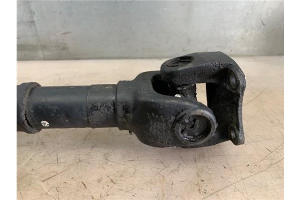 Recambio de cardan delantero para nissan terrano ii (r20) 2.7 td 4wd referencia OEM IAM 372007F001 372000F000 