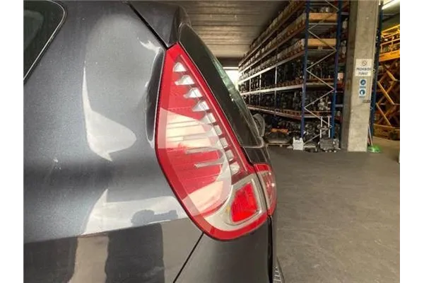 Recambio de piloto trasero izquierdo para renault scenic iii (jz) 1.5 grand expression referencia OEM IAM 265550013R  