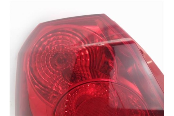 Recambio de piloto trasero izquierdo para chevrolet kalos referencia OEM IAM 96540268  