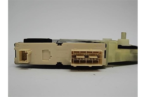 Recambio de motor elevalunas delantero derecho para citroen c4 berlina 1.6 hdi referencia OEM IAM 9681574880  