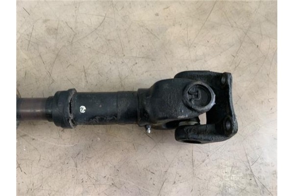 Recambio de cardan delantero para nissan terrano ii (r20) 2.7 td 4wd referencia OEM IAM 372007F001 372000F000 