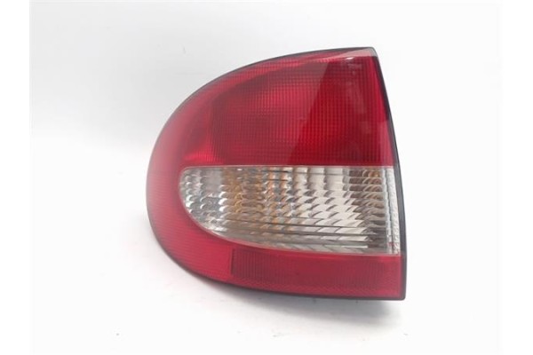 Recambio de piloto trasero izquierdo para renault megane ii berlina 5p referencia OEM IAM   