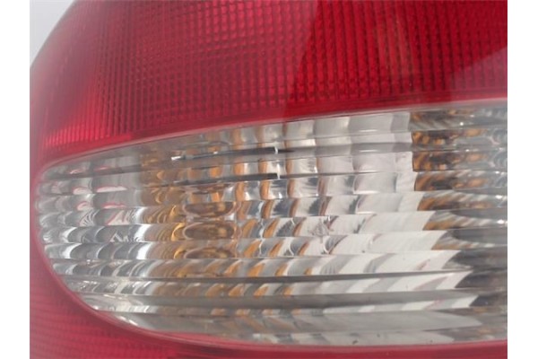 Recambio de piloto trasero izquierdo para renault megane ii berlina 5p referencia OEM IAM   