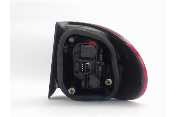 Recambio de piloto trasero izquierdo para renault megane ii berlina 5p referencia OEM IAM   