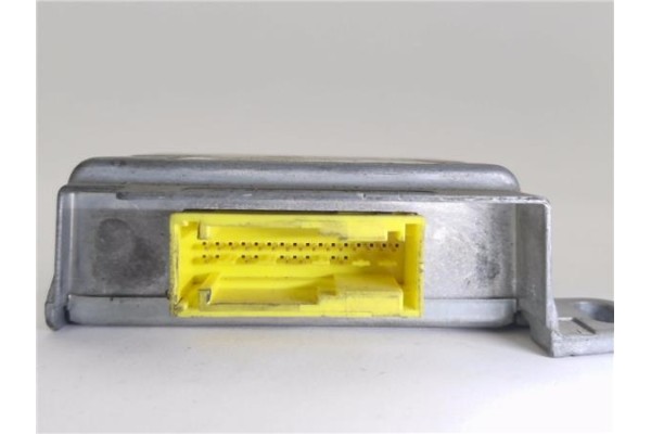 Recambio de centralita airbag para renault megane i (ba0/1_) referencia OEM IAM 7700418152E 550548400 