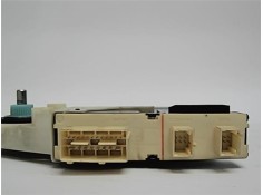 Recambio de motor elevalunas delantero izquierdo para citroen c4 berlina 1.6 hdi referencia OEM IAM 9647442880  