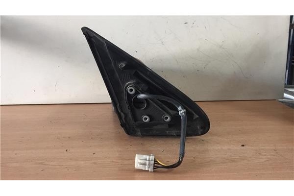 Recambio de retrovisor electrico izquierdo para nissan primera berlina (p11) 1.6 slx referencia OEM IAM 4004107LH  