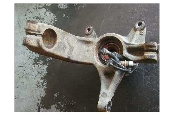 Recambio de mangueta delantero izquierda para renault megane ii (bm0/1_, cm0/1_) 1.9 dci (bm0g, cm0g) referencia OEM IAM 8200212