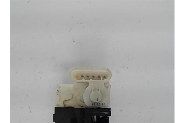 Recambio de cerradura puerta delantero izquierda para peugeot boxer furgón (230l) 2.8 hdi referencia OEM IAM 9135 N8  