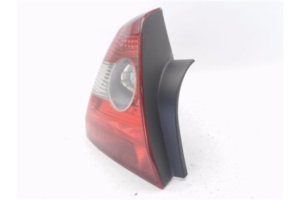 Recambio de piloto trasero izquierdo para renault megane ii (bm0/1_, cm0/1_) 1.9 dci referencia OEM IAM 8200142682  