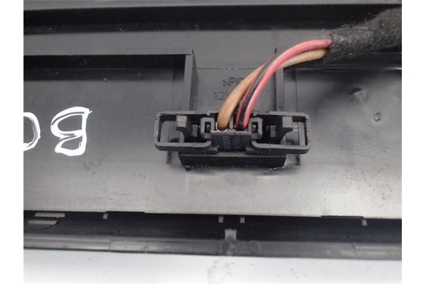 Recambio de luz central de freno para volkswagen bora berlina (1j2) referencia OEM IAM   