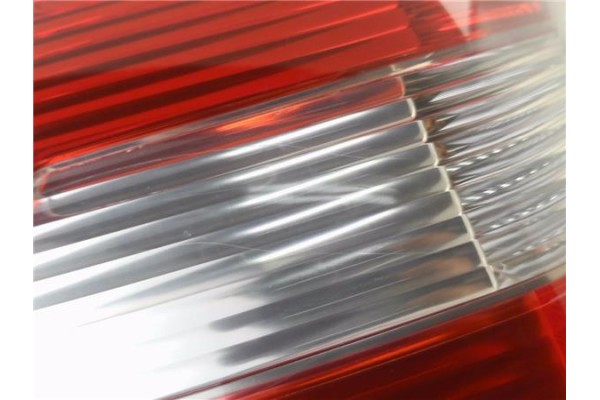 Recambio de piloto trasero izquierdo para renault megane ii (bm0/1_, cm0/1_) 1.9 dci referencia OEM IAM 8200142682  