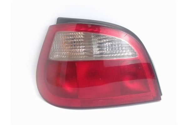 Recambio de piloto trasero izquierdo para renault megane ii classic fase 1 sin definir referencia OEM IAM   