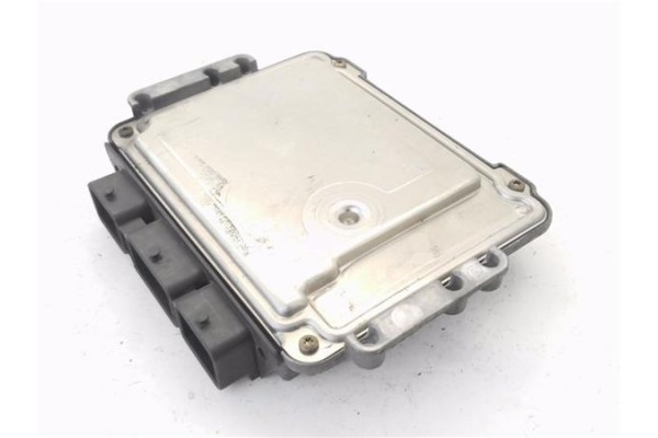 Recambio de centralita para renault megane ii (bm0/1_, cm0/1_) 1.9 dci (bm0g, cm0g) referencia OEM IAM 8200263396 0281010769 