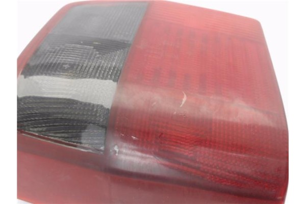 Recambio de piloto trasero izquierdo para fiat uno (146) 1.0 45 super i.e. kat referencia OEM IAM 7569254  