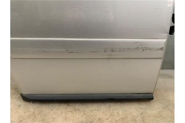 Recambio de puerta trasero derecha para audi a2 (8z) 1.4 referencia OEM IAM 8Z0833052  
