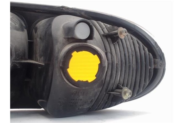 Recambio de piloto trasero izquierdo para daewoo lanos referencia OEM IAM 305895L  