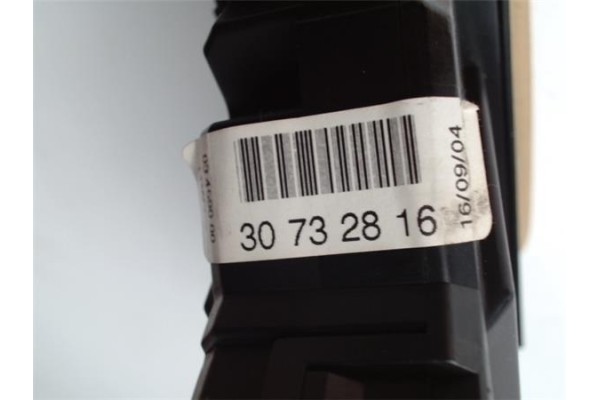 Recambio de mando elevalunas para volvo s60 berlina 2.4 d referencia OEM IAM 30732816  