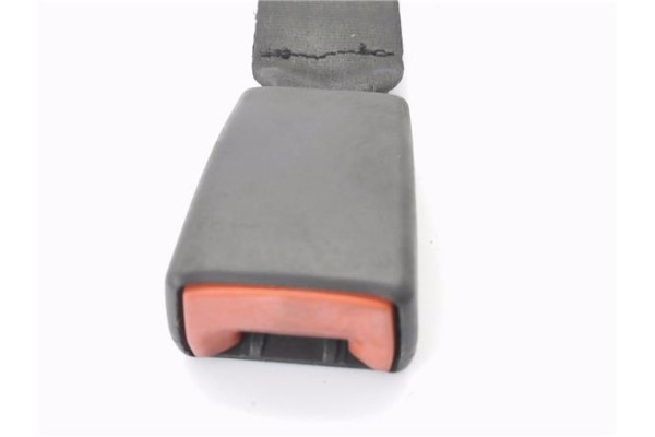 Recambio de anclaje cinturon trasero central para fiat ii punto (188) berlina 1.3 jtd classic referencia OEM IAM 735273339 33009