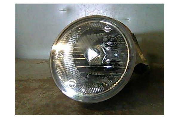 Recambio de faro antiniebla para nissan x-trail (t30) 2.5 4x4 referencia OEM IAM 261558H925  