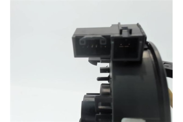Recambio de anillo airbag para toyota corolla (e12) 2.0 d-4d referencia OEM IAM 10400967830  