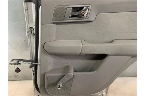 Recambio de puerta trasero derecha para audi a2 (8z) 1.4 referencia OEM IAM 8Z0833052  