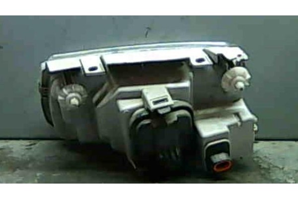 Recambio de faro delantero dcho para volkswagen polo iii (6n1) 55 1.4 referencia OEM IAM 96249600  