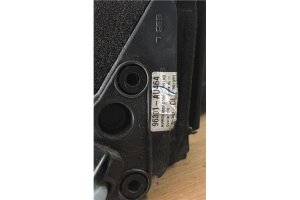 Recambio de retrovisor electrico derecho para nissan primera berlina (p12) 1.9 line up referencia OEM IAM 96301AU464  