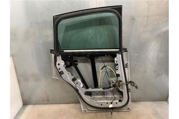 Recambio de puerta trasero izquierda para audi a2 (8z) 1.4 referencia OEM IAM 8Z0833051  