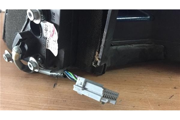 Recambio de retrovisor electrico derecho para nissan primera berlina (p12) 2.0 acenta referencia OEM IAM 96301AU462  